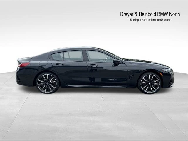 2026 BMW 8 Series M850i - Photo 8