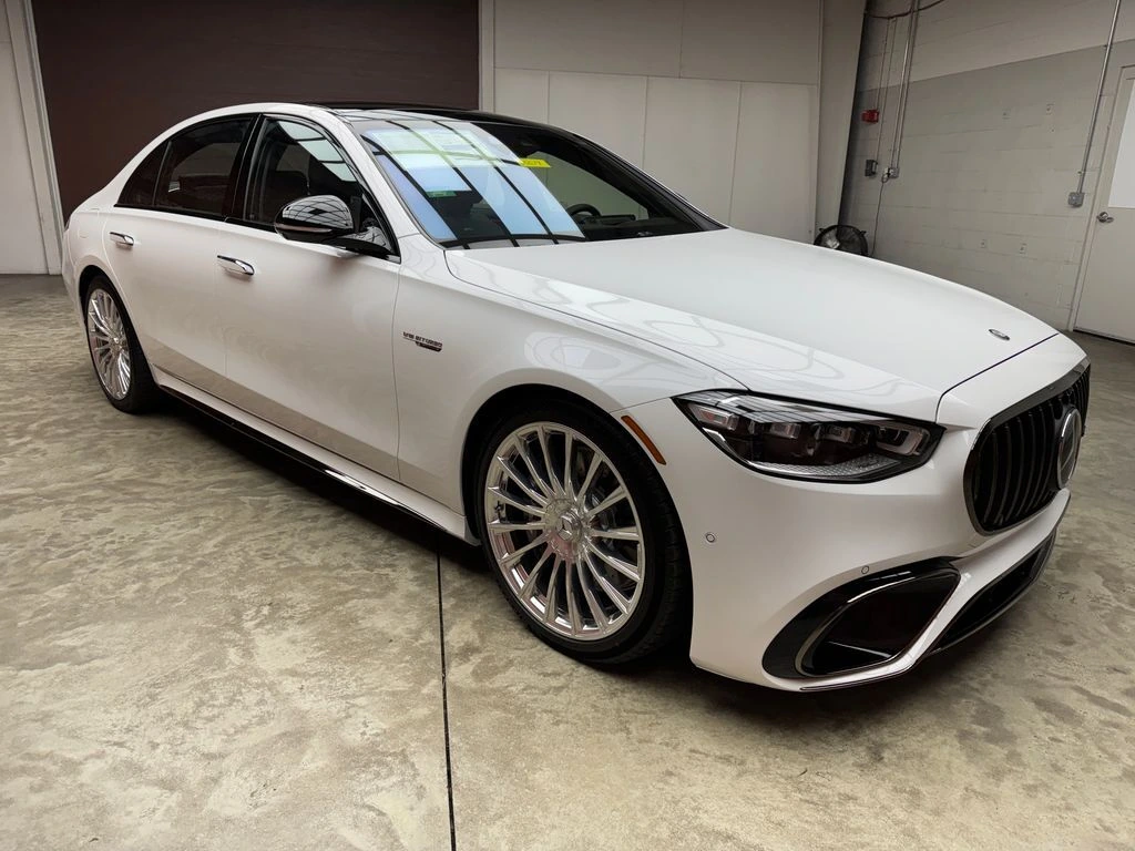 2026 Mercedes-Benz S-Class AMG S 63 - Photo 6