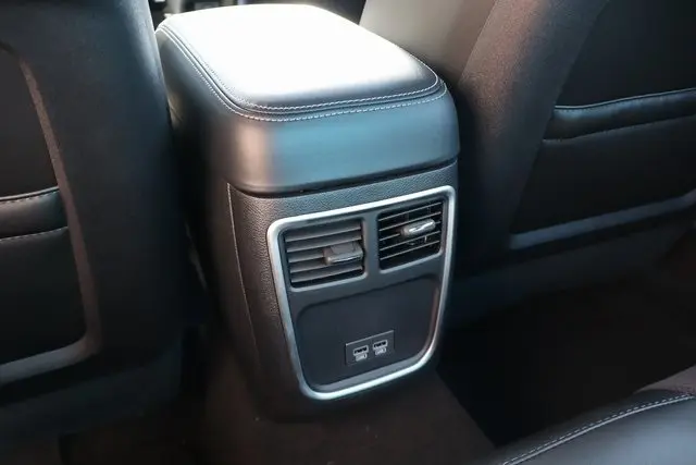 2023 Dodge Charger R/T Scat Pack Super Bee photo 37