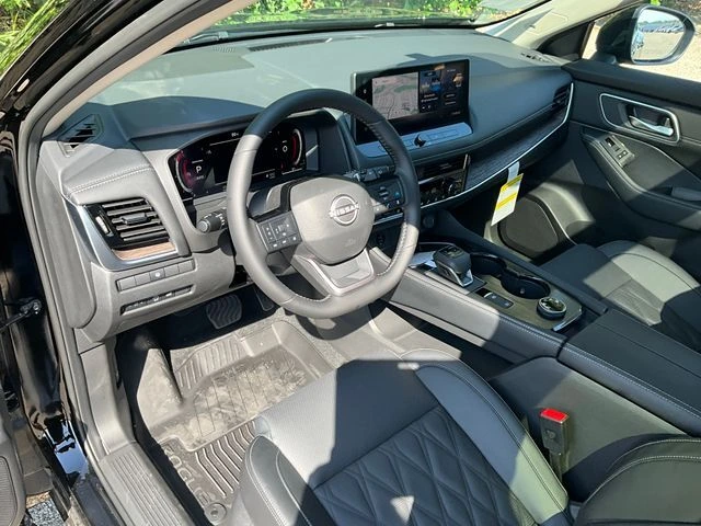2026 Nissan Rogue Platinum - Photo 9