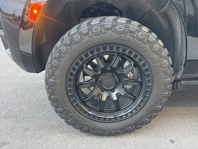 2023 Gmc Yukon XL AT4 photo 4