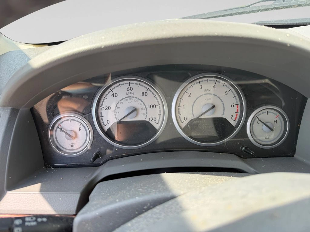 2008 Chrysler Town & Country Touring - Photo 14
