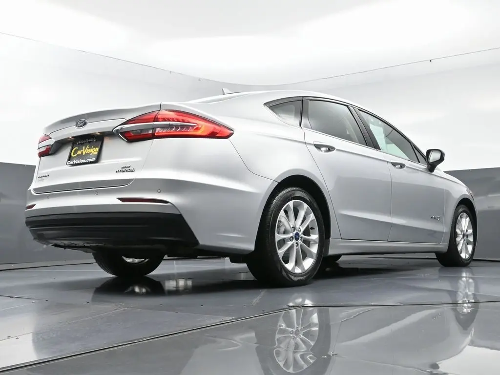 2019 Ford Fusion SE Hybrid photo 38