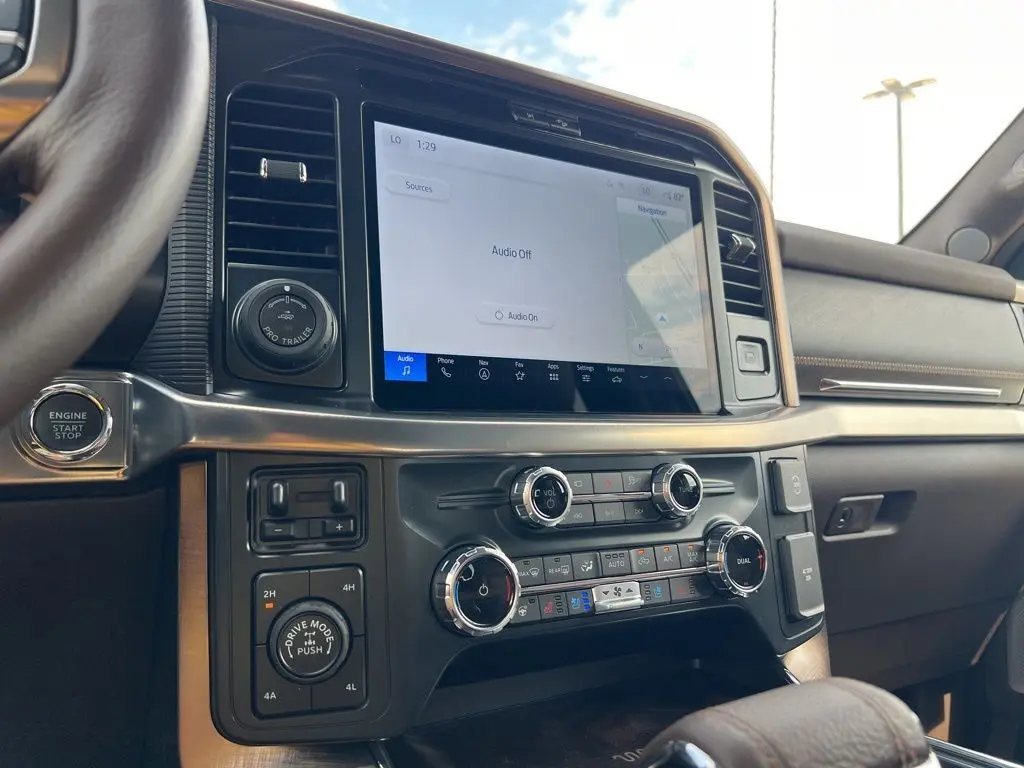 2025 Ford F-150 King Ranch photo 22