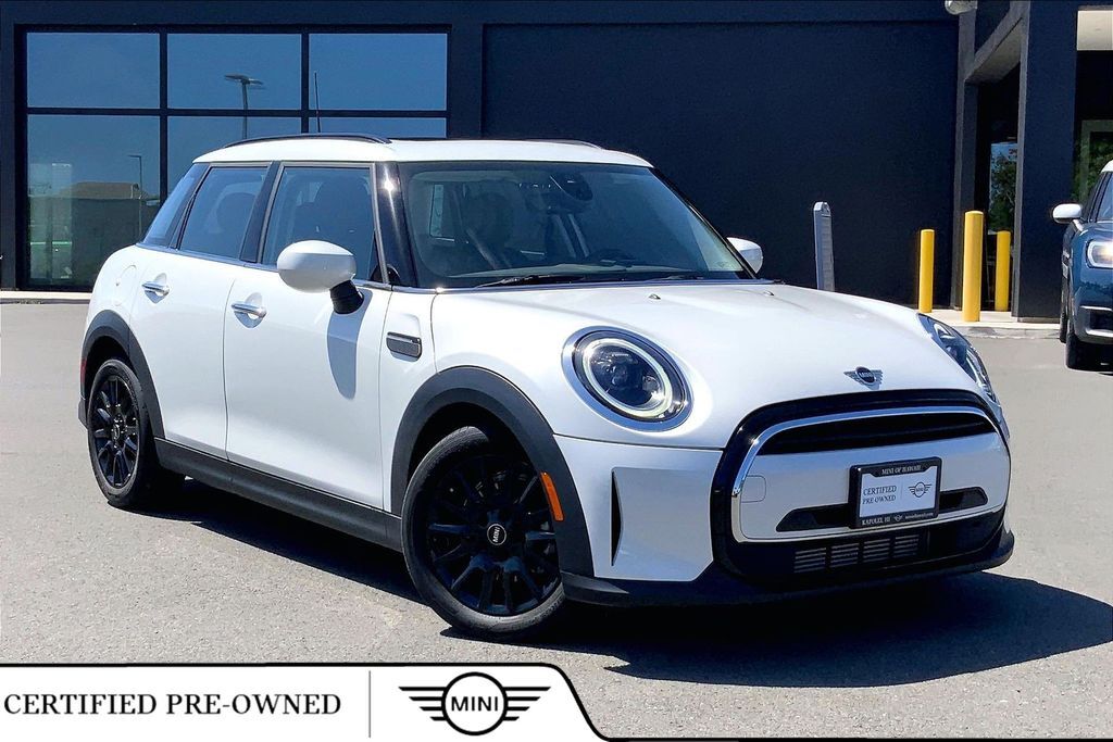 2024 MINI Cooper Signature at MINI of Hawaii, photo 1