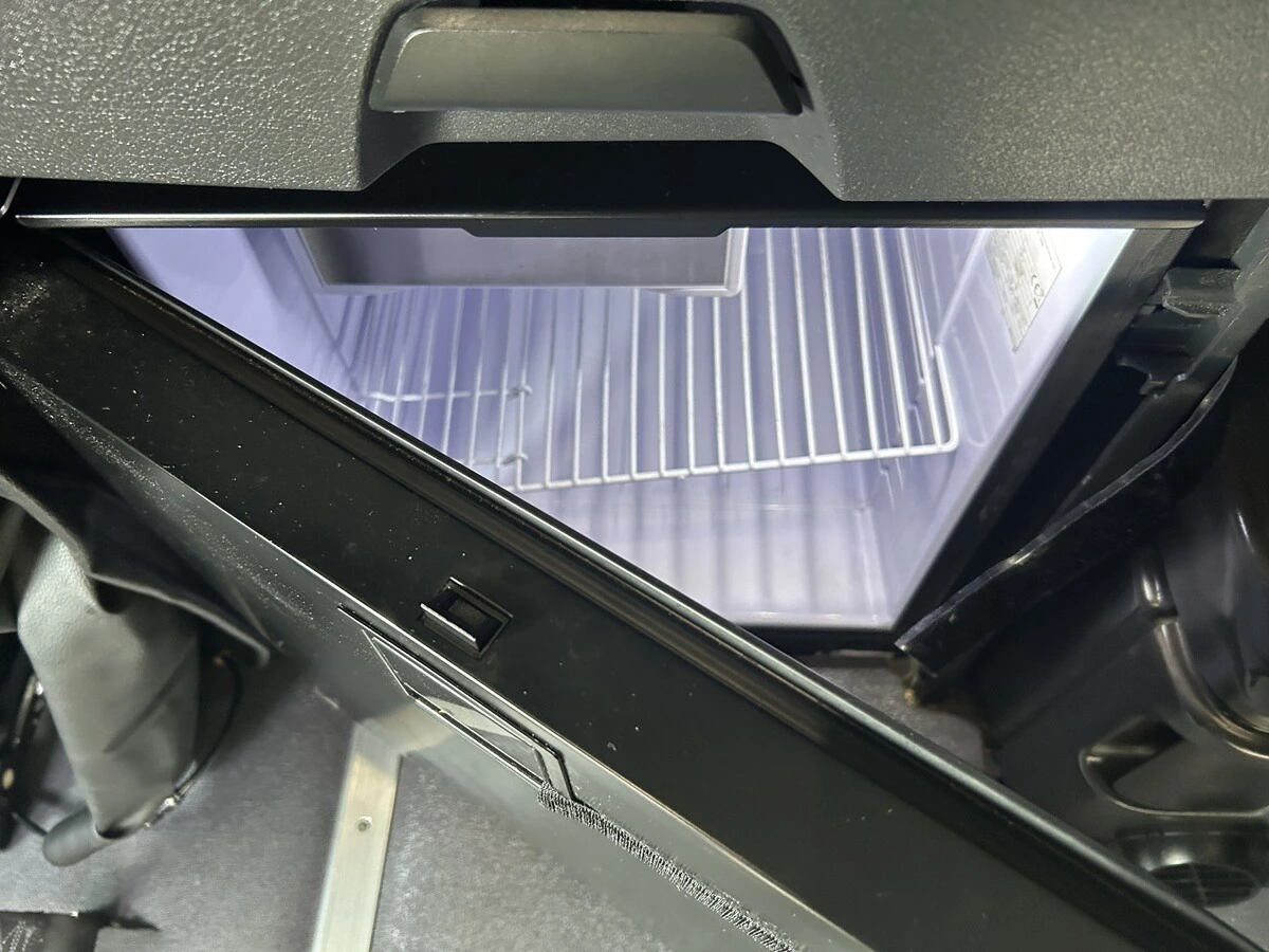 2023 Freightliner Cascadia - image 19