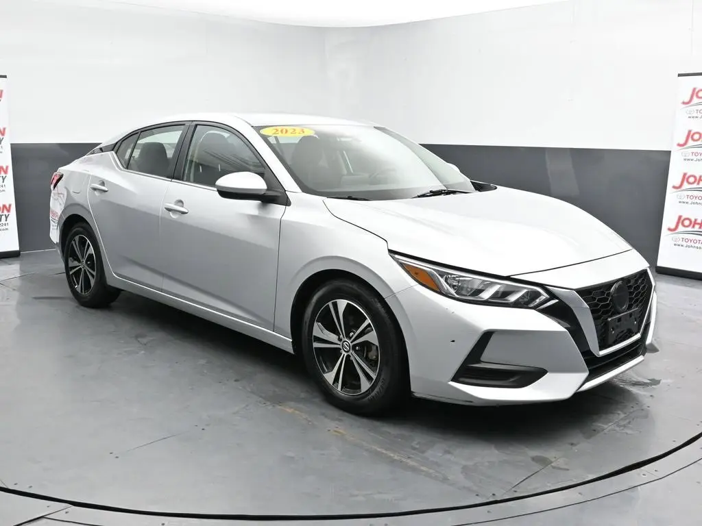 2023 Nissan Sentra SV photo 2