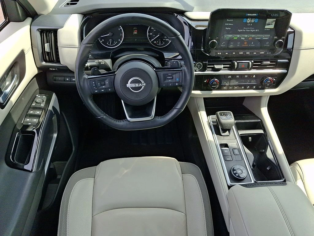 2023 Nissan Pathfinder SL - Photo 13