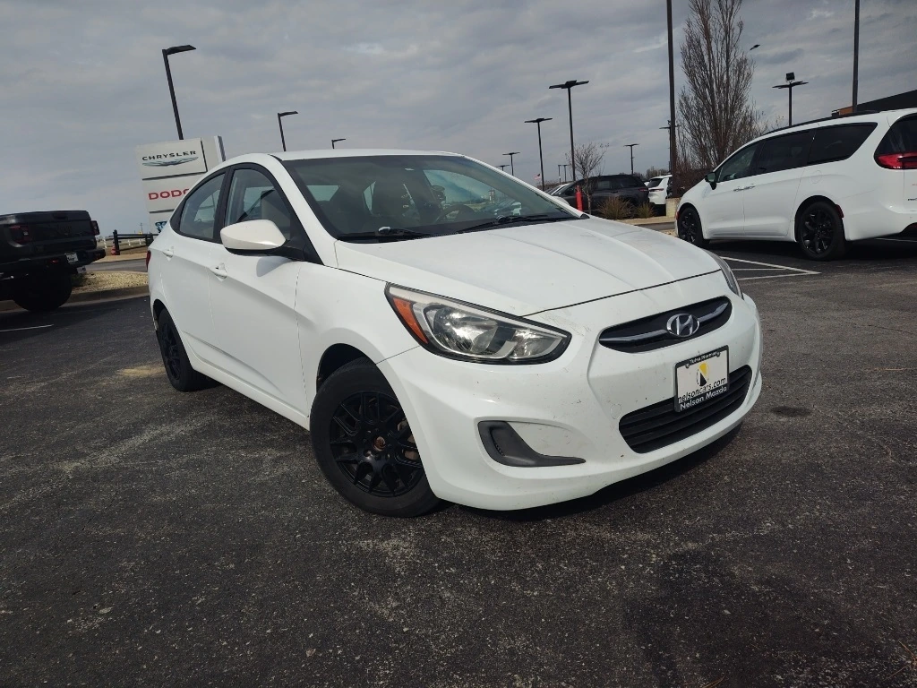2017 Hyundai Accent SE
