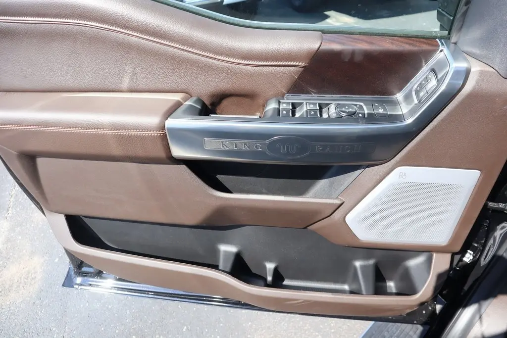 2026 Ford F-250 King Ranch photo 17