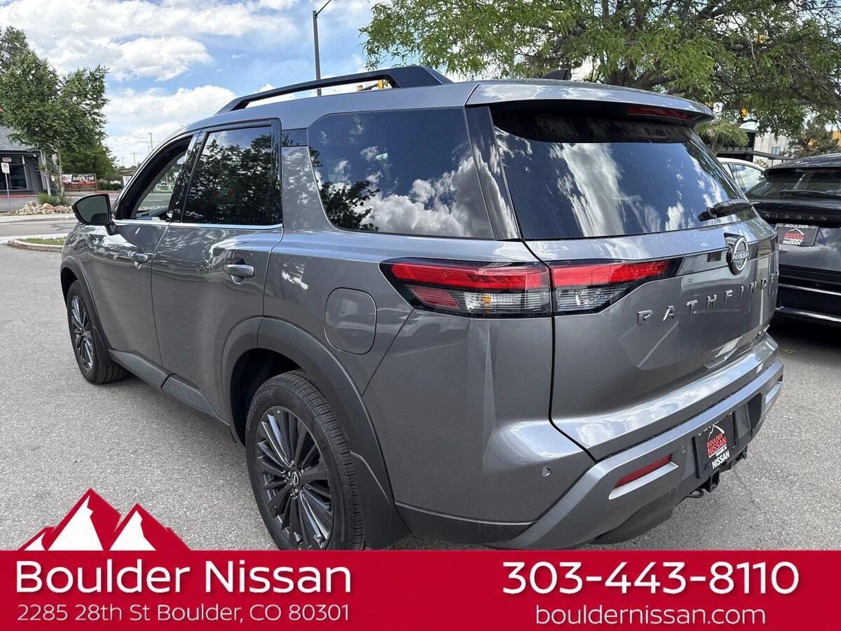 2026 Nissan Pathfinder SL - Photo 6