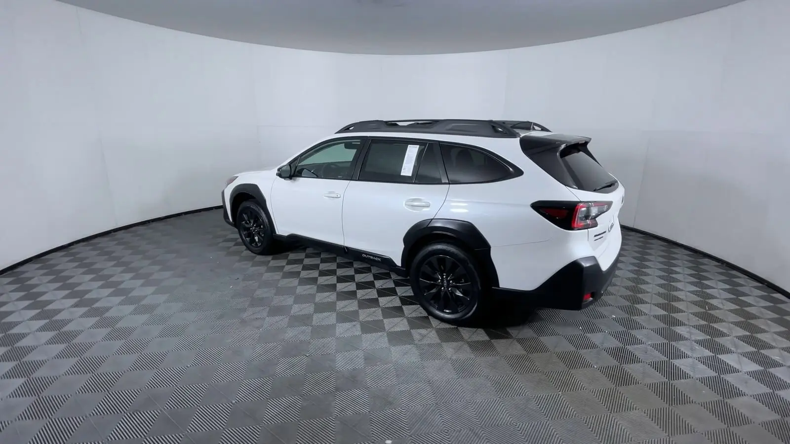 2023 Subaru Outback Onyx Edition photo 7