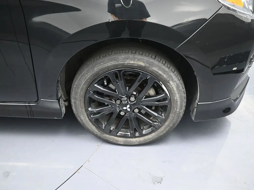 2024 Mitsubishi Mirage G4 Black Edition photo 12