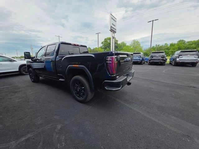 2026 GMC Sierra 2500HD AT4 - Photo 7