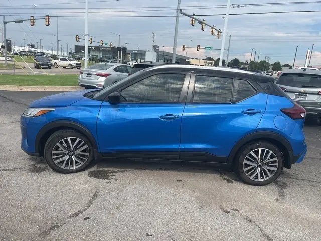 2024 Nissan Kicks SV photo 3