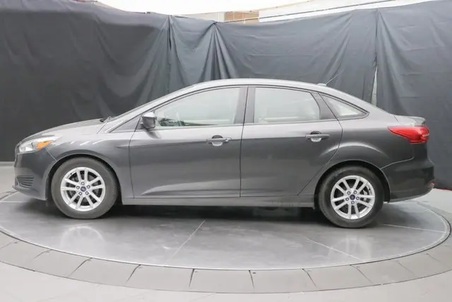 2018 Ford Focus SE photo 7