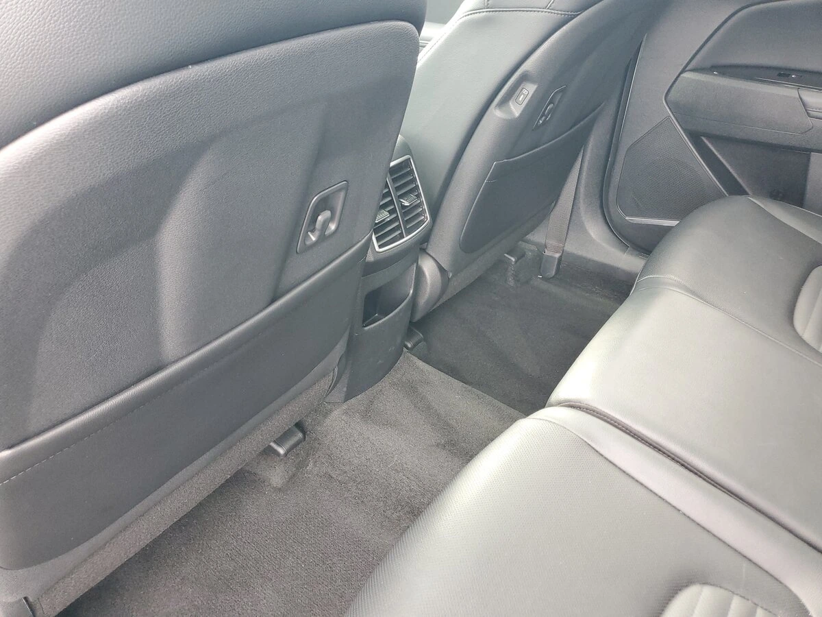 2025 Kia Sportage SX Prestige - Photo 11