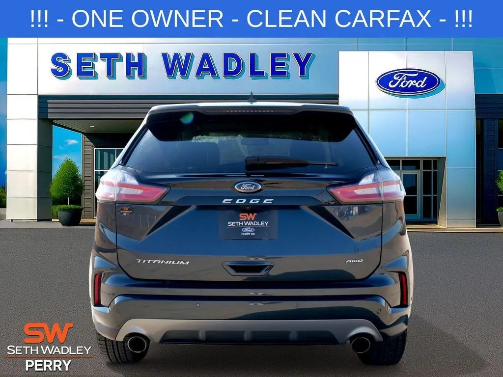 2024 Ford Edge Titanium photo 4