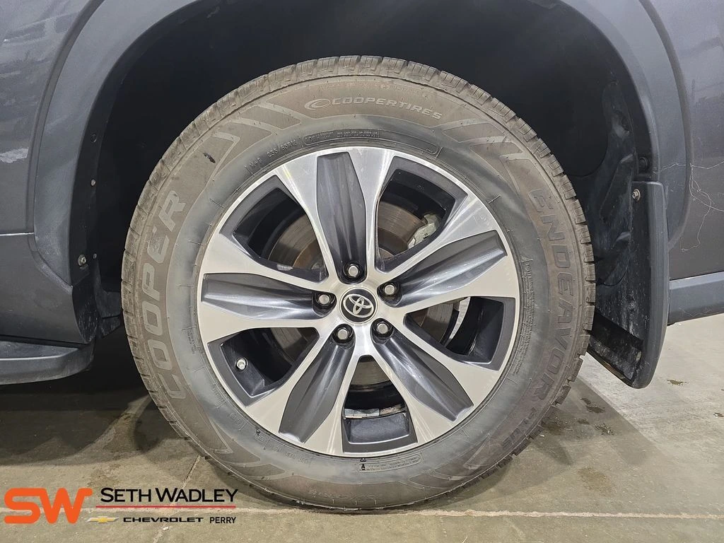 2021 Toyota Highlander XLE - Photo 34