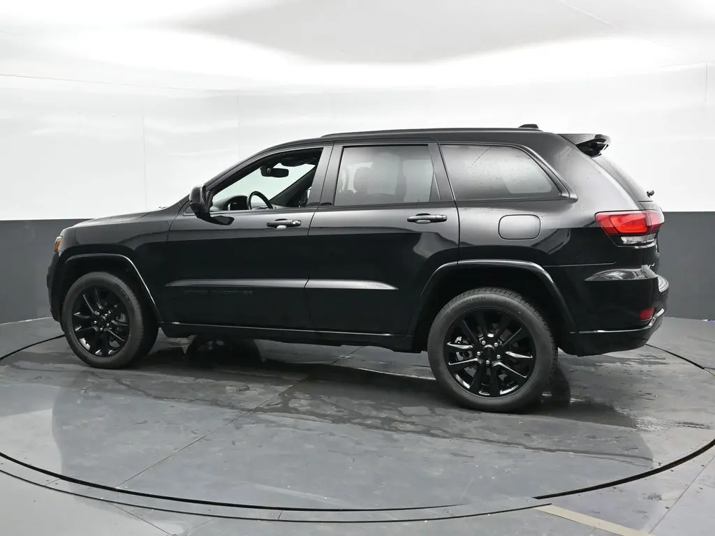 2019 Jeep Grand Cherokee Altitude photo 7