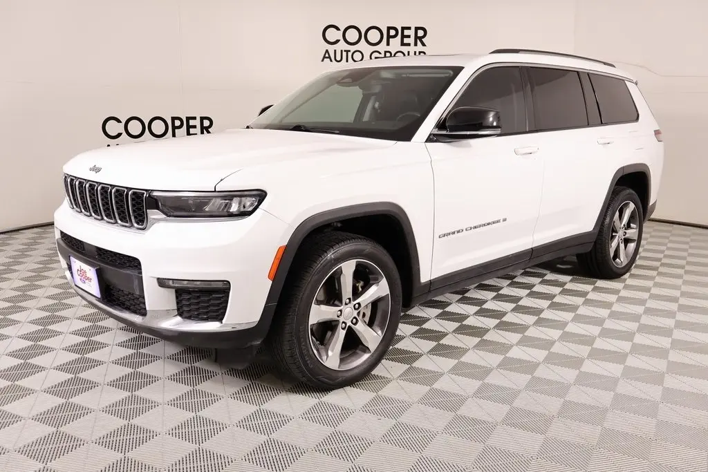 2021 Jeep Grand Cherokee Limited photo 2