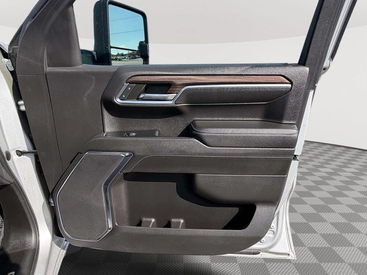 2022 Chevrolet Silverado 1500 RST - Photo 30