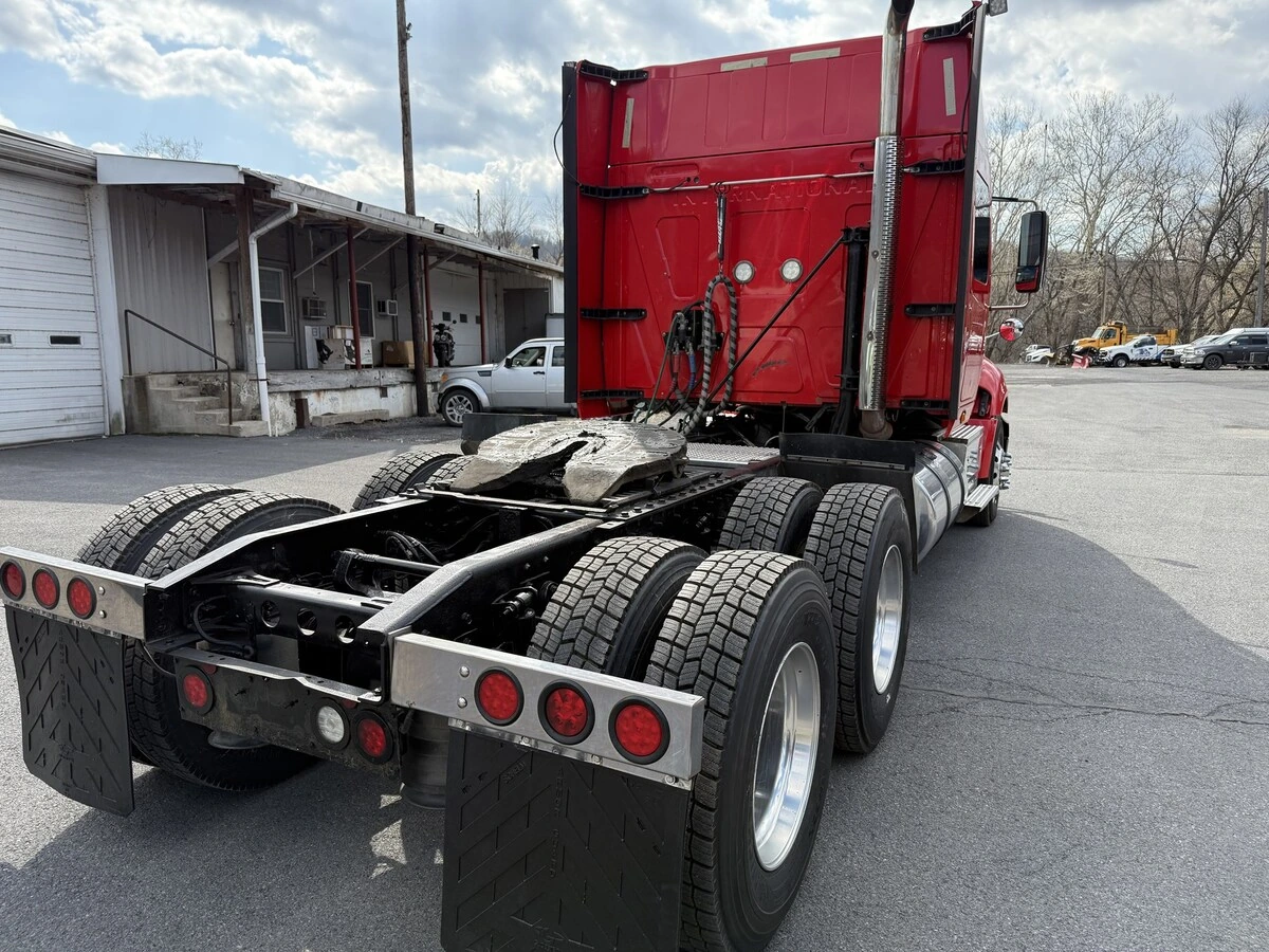 2016 International ProStar - image 5