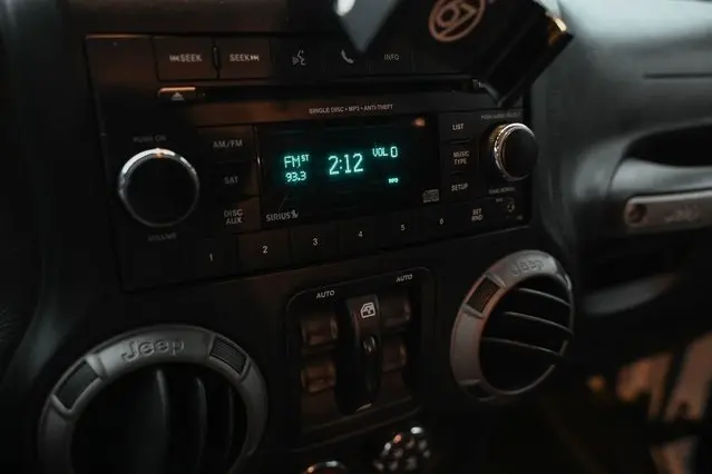 2015 Jeep Wrangler Unlimited Sport photo 31