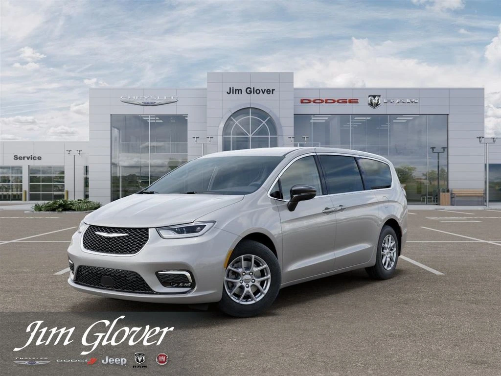 2026 Chrysler Pacifica Select's photo