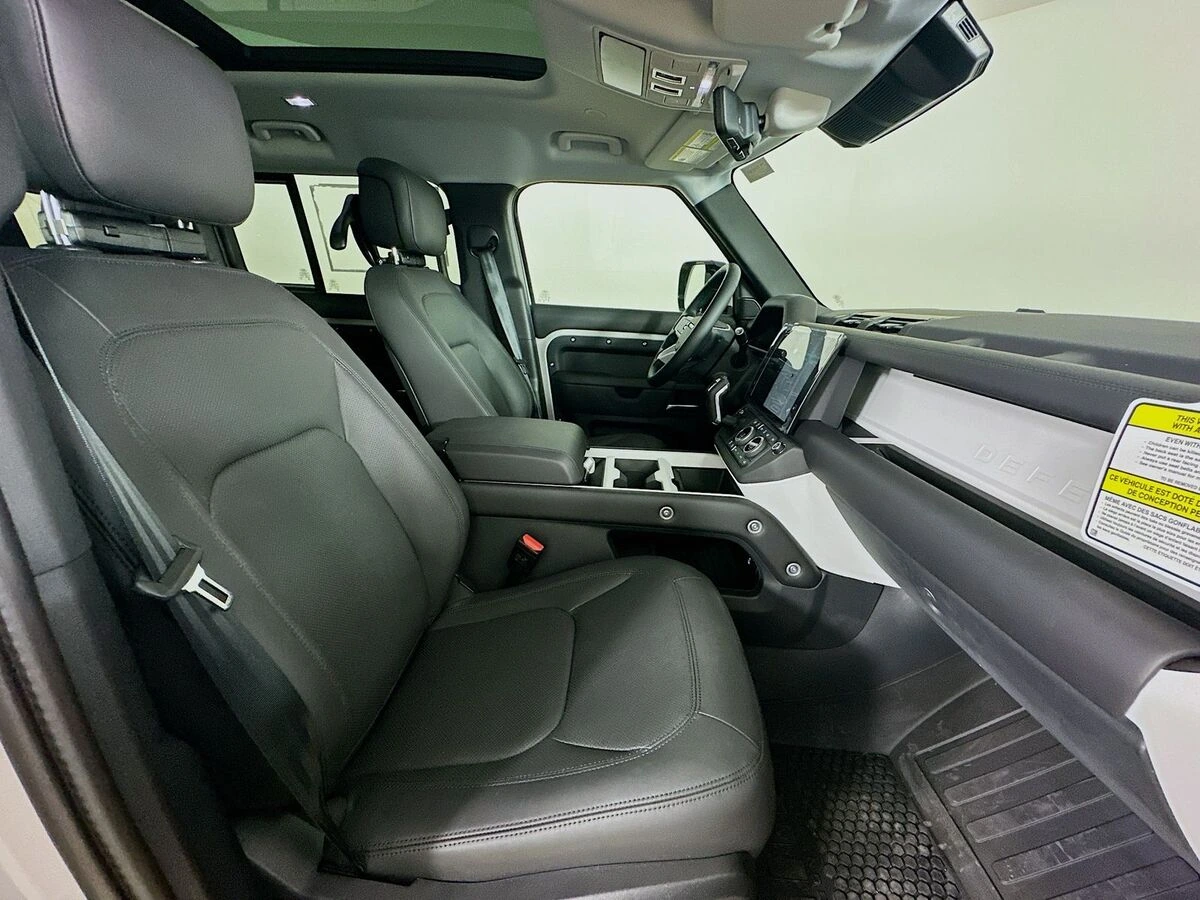 2026 Land Rover Defender S - Photo 44