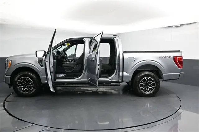 2022 Ford F-150 XLT photo 37