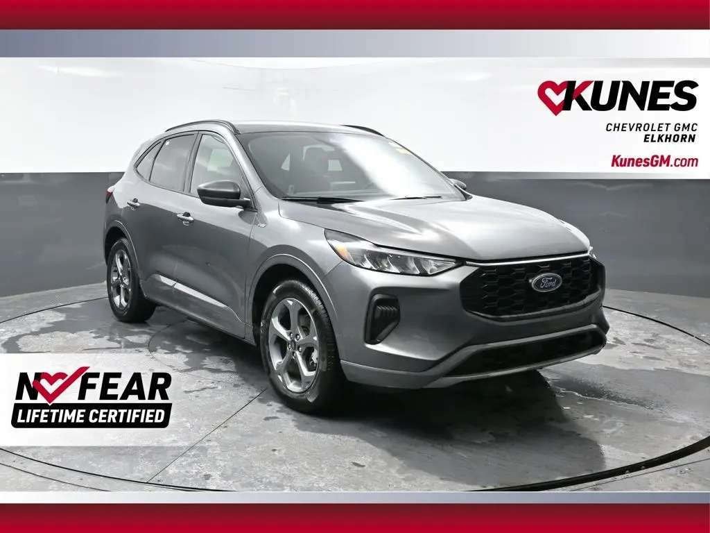 2024 Ford Escape ST-Line's photo