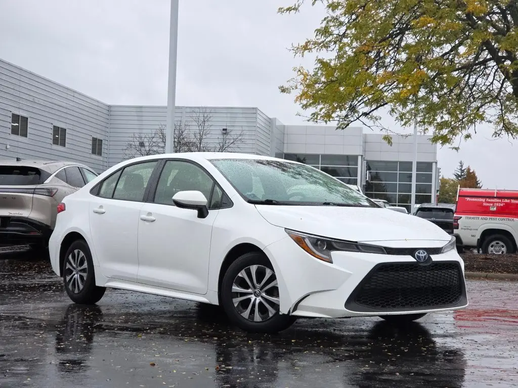 2022 Toyota Corolla LE