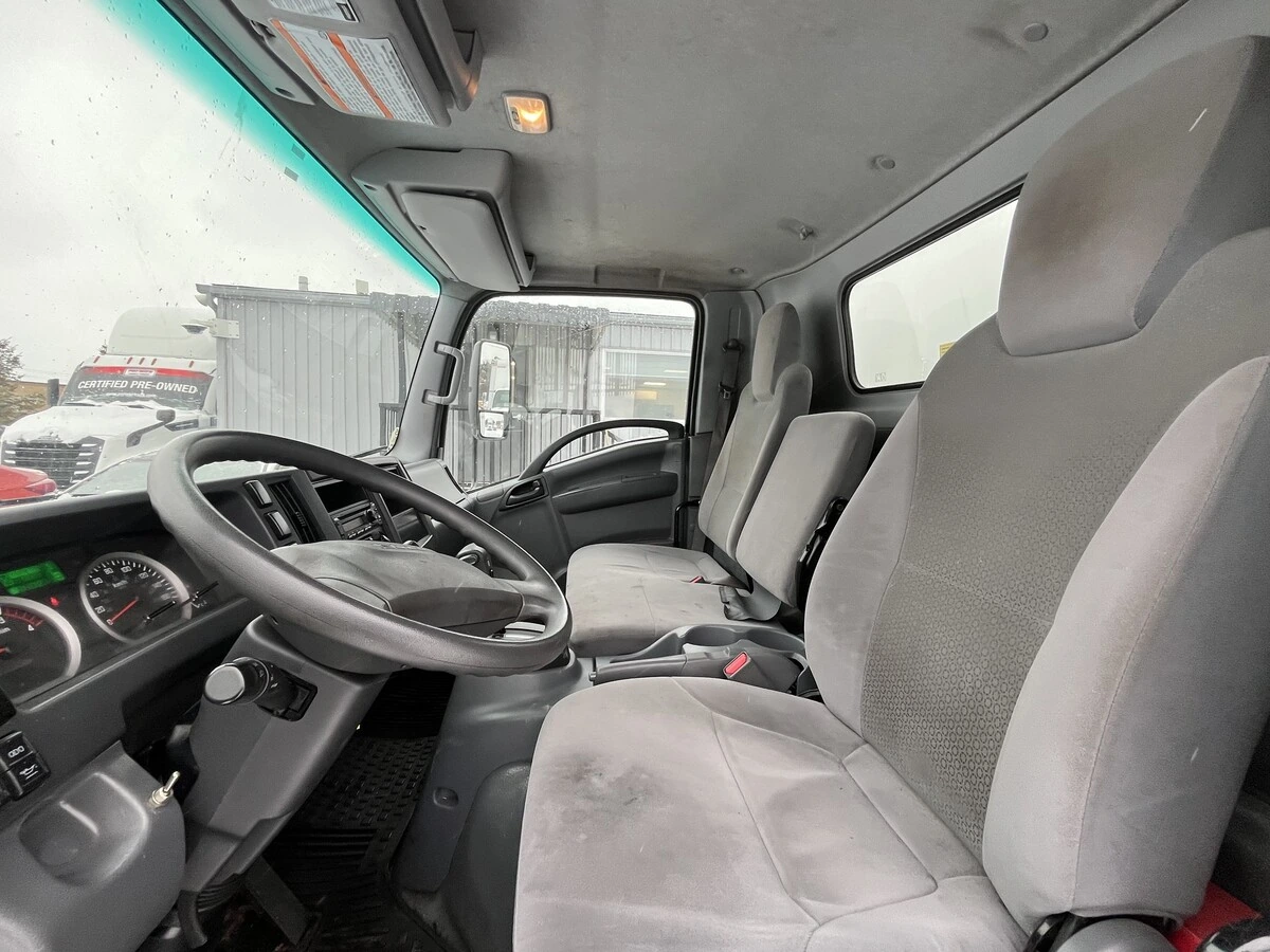 2022 Isuzu NRR - image 15