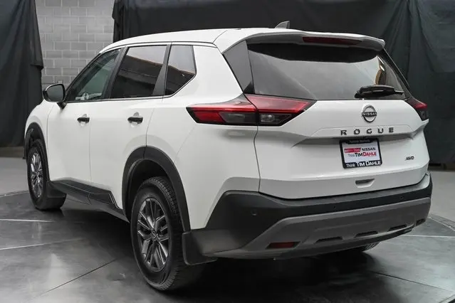 2023 Nissan Rogue S photo 10