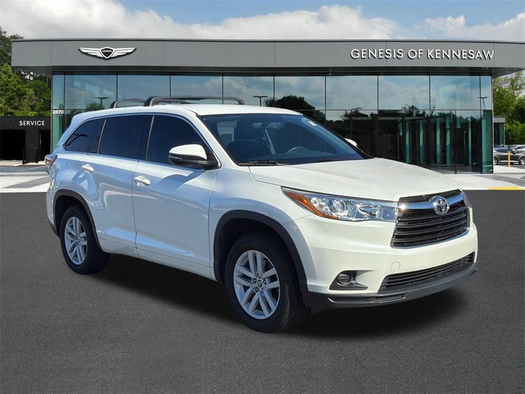 2016 Toyota Highlander LE