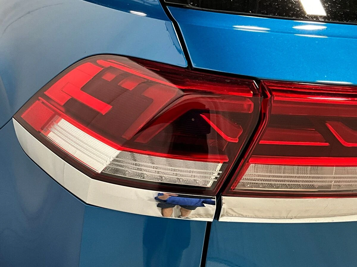 2024 Volkswagen Atlas Cross Sport SE w/Tech - Photo 28