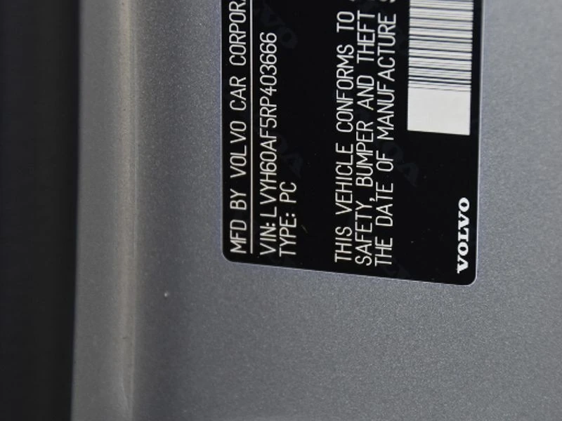 2024 Volvo - image 23