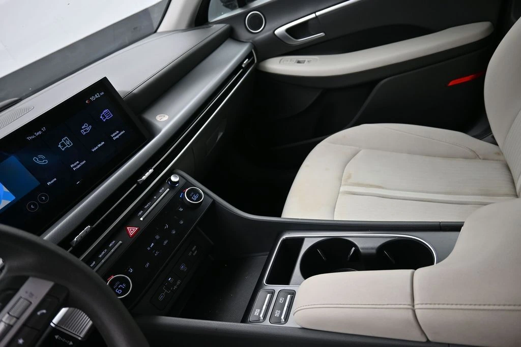 2025 Hyundai Sonata SEL - Photo 18