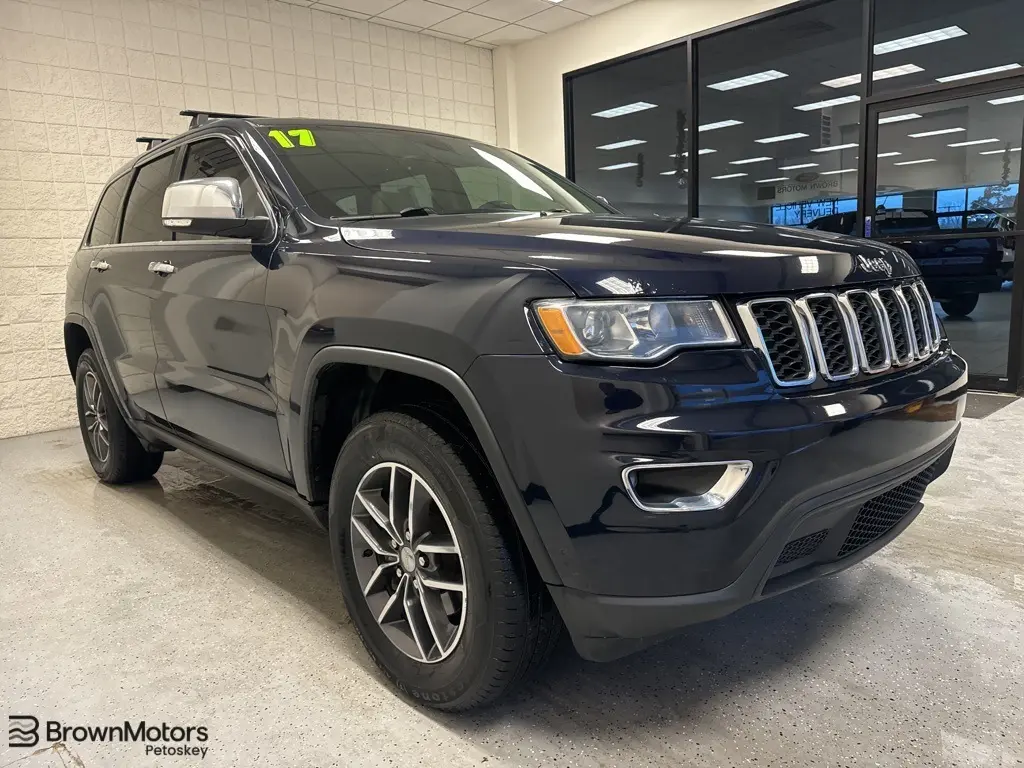 2017 Jeep Grand Cherokee Limited's photo
