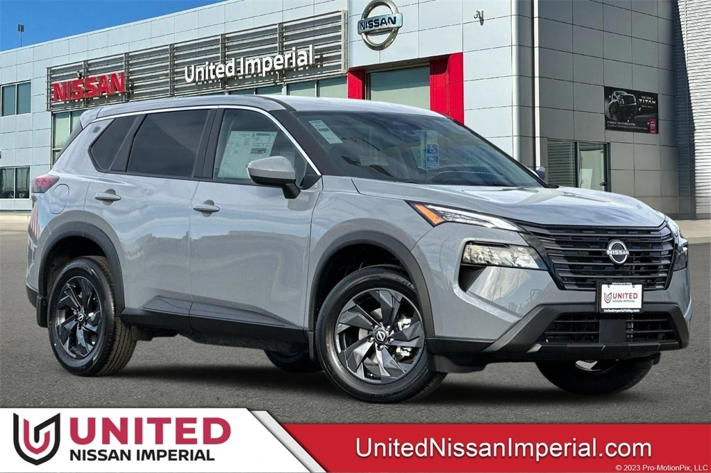 2026 Nissan Rogue SV's photo