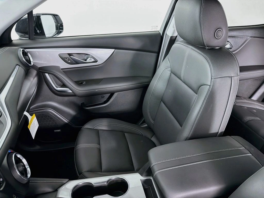 2026 Chevrolet Blazer LT - Photo 24