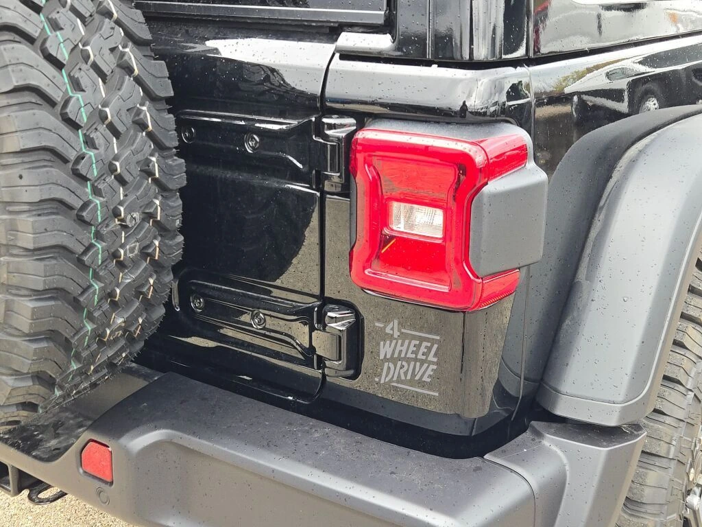 2026 Jeep Wrangler 4-Door Willys - Photo 13