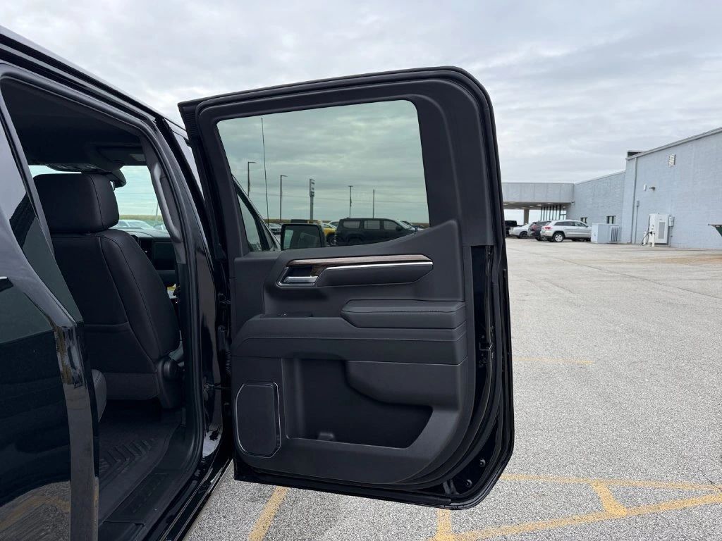 2026 Chevrolet Silverado 1500 LT Trail Boss - Photo 38