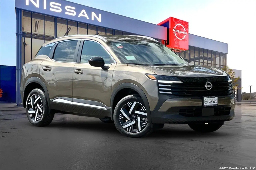 2026 Nissan Kicks SV photo 2