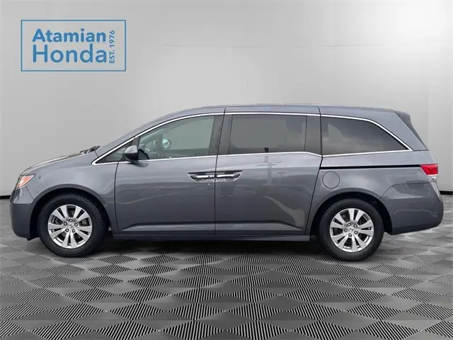 2016 Honda Odyssey EX-L photo 2
