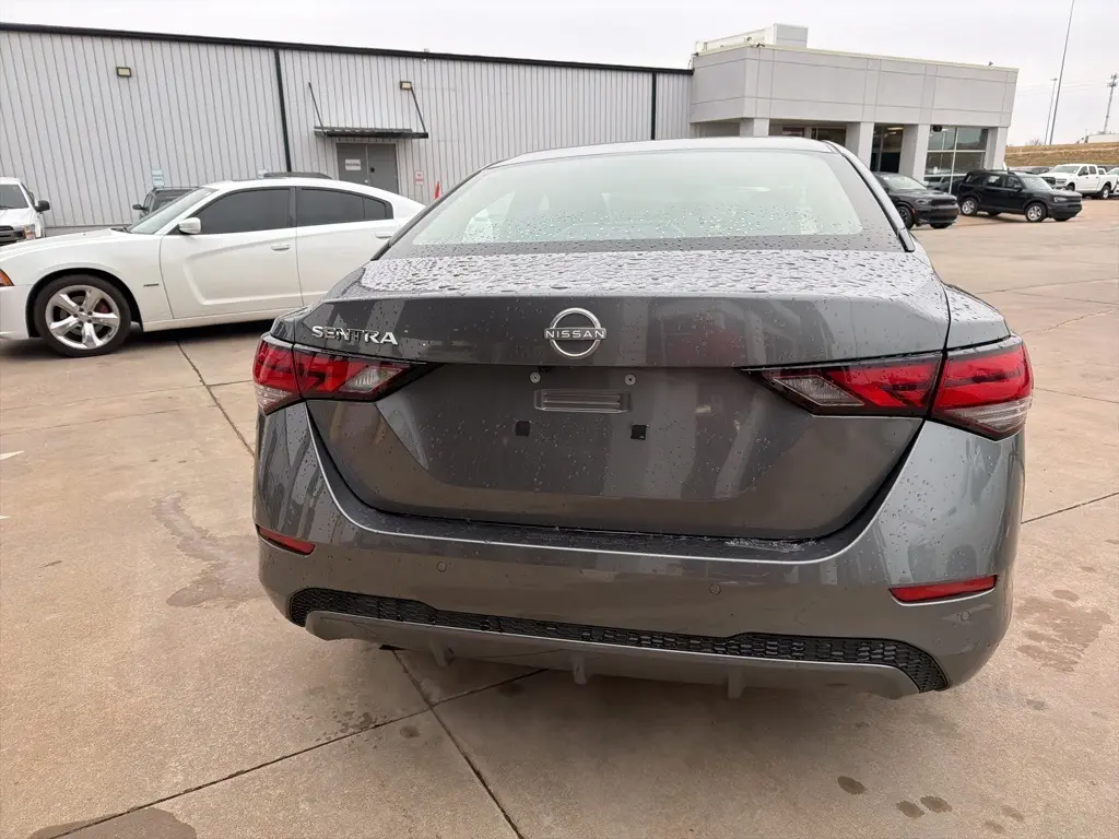 2025 Nissan Sentra S photo 3