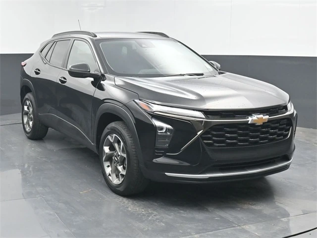 2025 Chevrolet Trax LT's photo