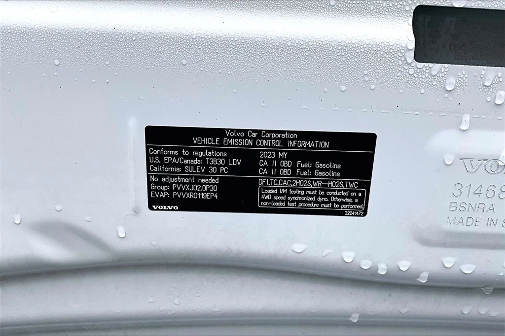 2023 Volvo - image 31