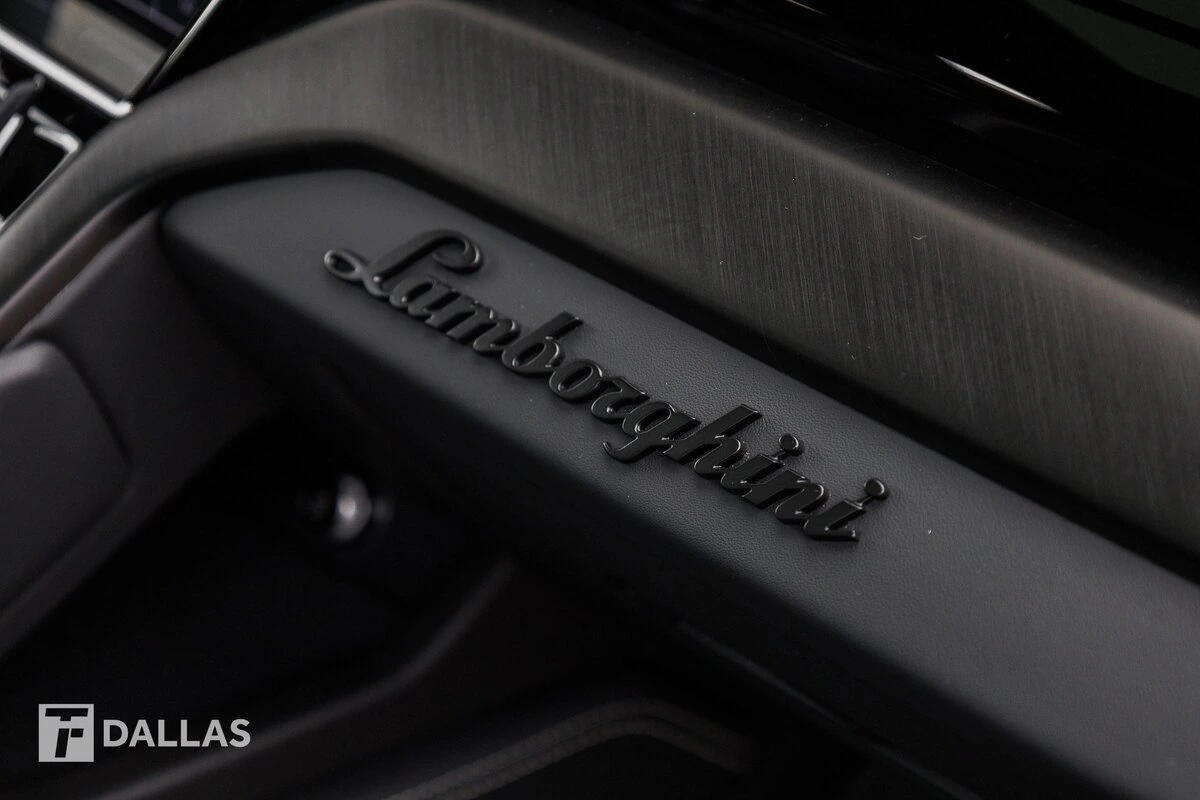 2024 Lamborghini Urus S - Photo 37